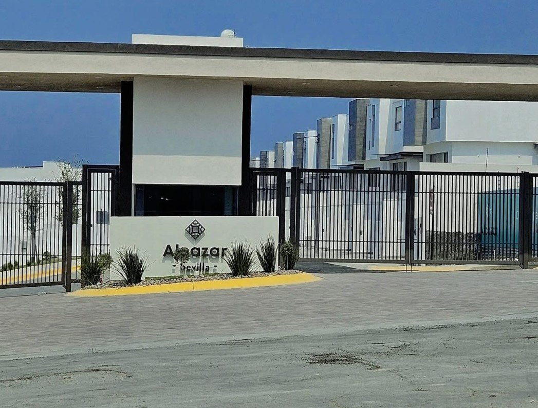 casas en Alcazar Dominio Cumbres Garcia Nuevo Leon